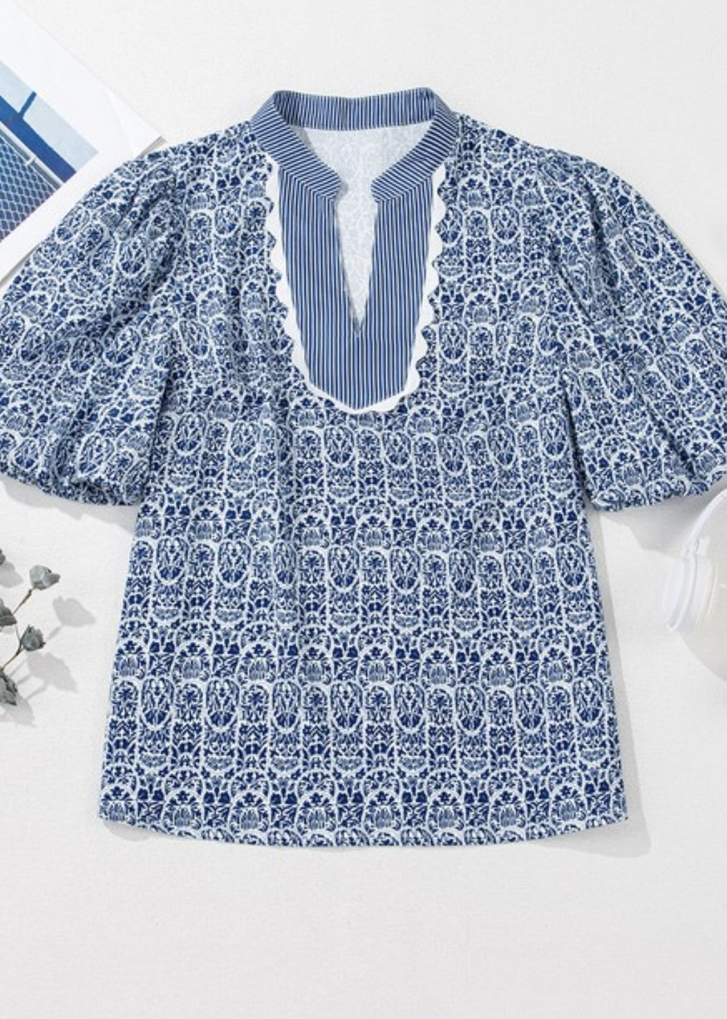 Valley Floral Puff Sleeve w/Striped VNeck