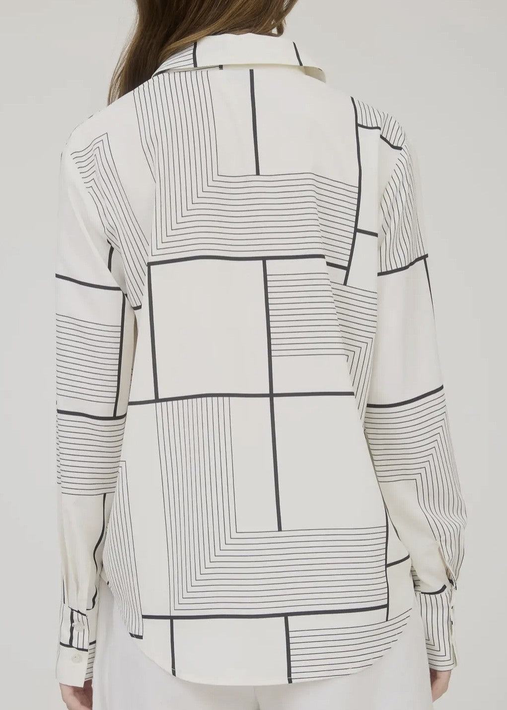 Leslie Geo Patterned Blouse