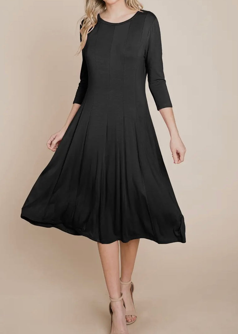 Mabel 3/4 Sleeve Pleated A-Line Midi Dress