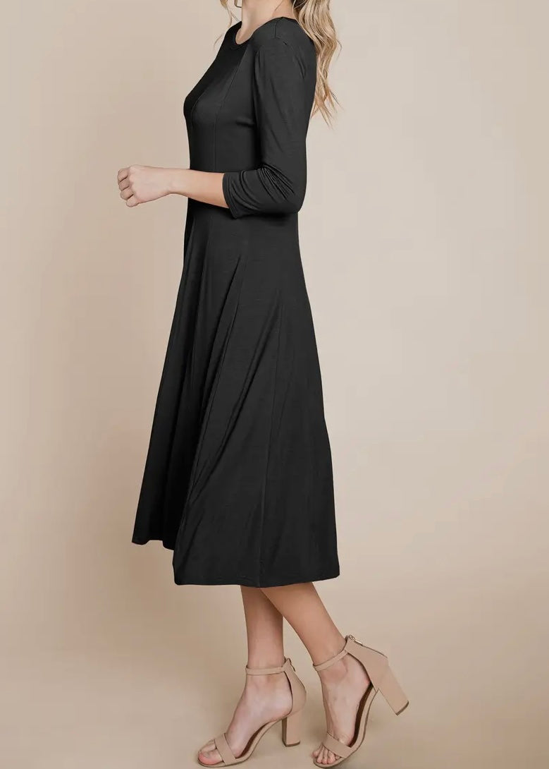 Mabel 3/4 Sleeve Pleated A-Line Midi Dress